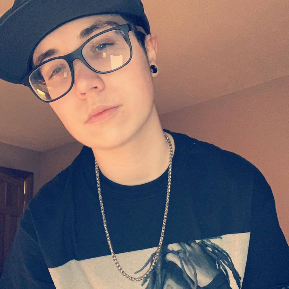 Meet your Posher, Alexander